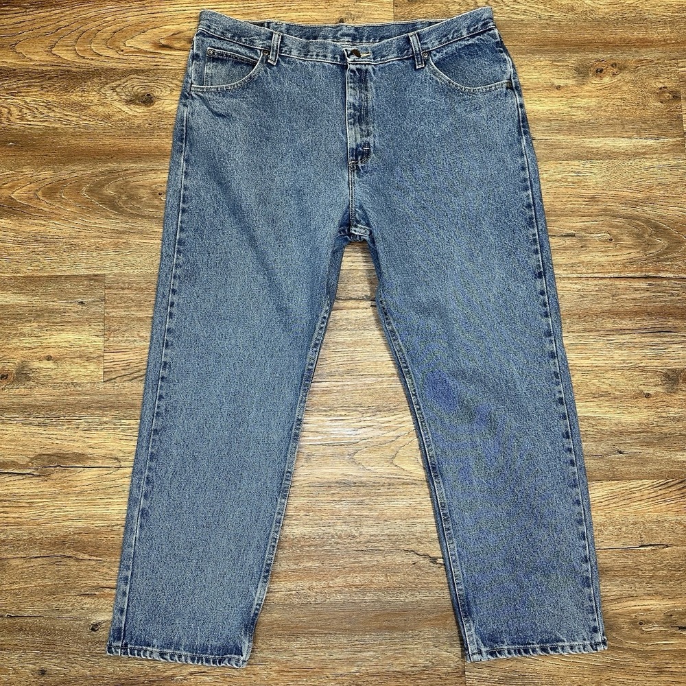 Wrangler Mens Jeans Tag 40x30 Actual 42x30 Relaxed Fit 100% Cotton Blue
